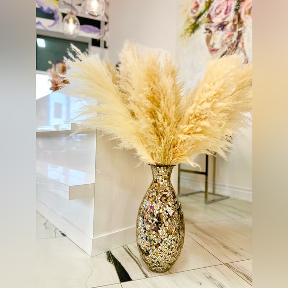 Dry Flowers, Home Decor, Tall Flowers, Pampas Grass, Wedding Flowers, pretty. - Picture 1 of 4